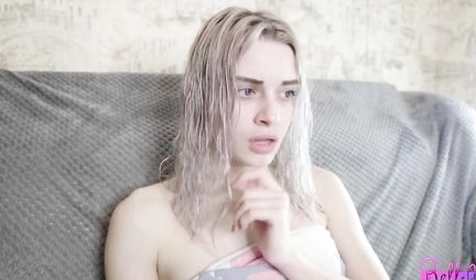 Русская молодая девушка после общения по вебке занялась домашним сексом